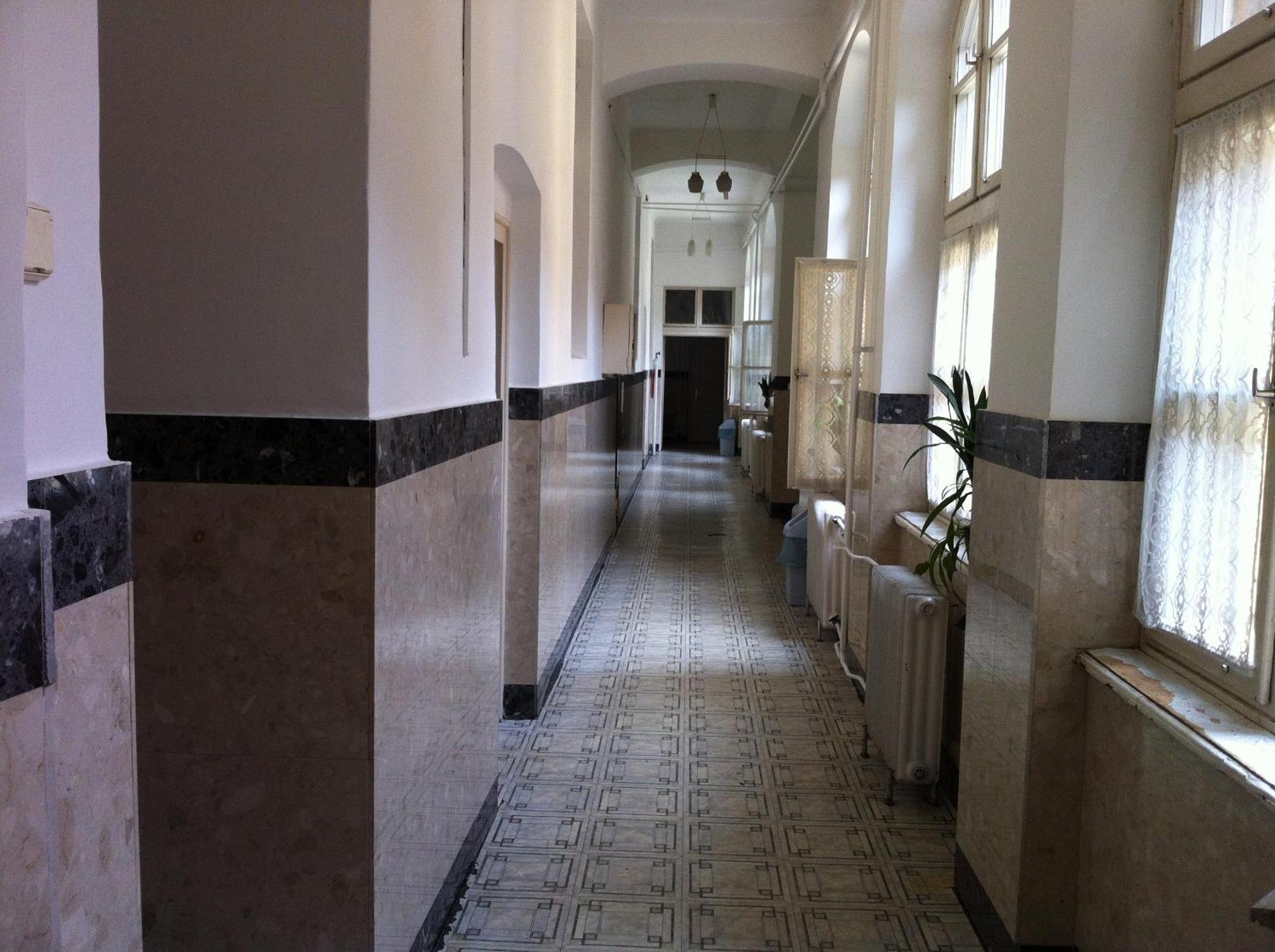 Season Hostel 2 Budapest Esterno foto