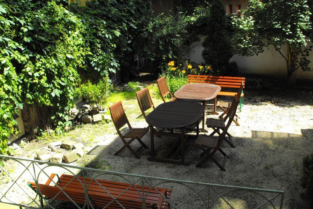 Season Hostel 2 Budapest Esterno foto